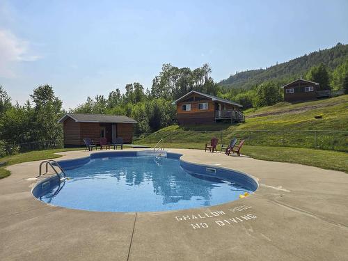 7081 Hwy 61, Neebing, ON - Outdoor With In Ground Pool
