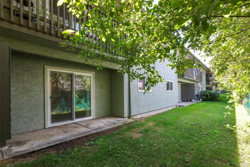 #8-1520 Piercy Ave, Courtenay, BC - Outdoor With Exterior
