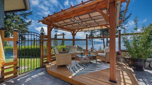 594 Mountain Drive, Vernon, BC - Outdoor With Deck Patio Veranda