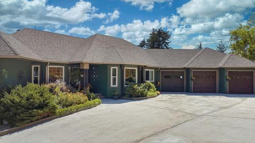 594 Mountain Drive, Vernon, BC - Outdoor With Facade