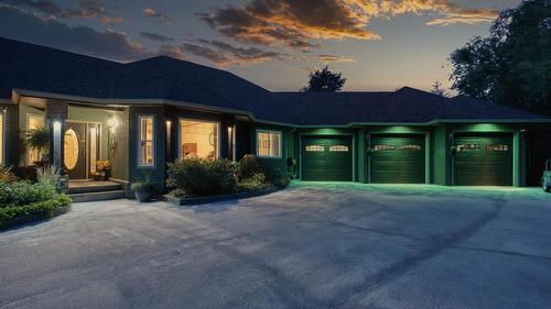594 Mountain Drive, Vernon, BC - Outdoor