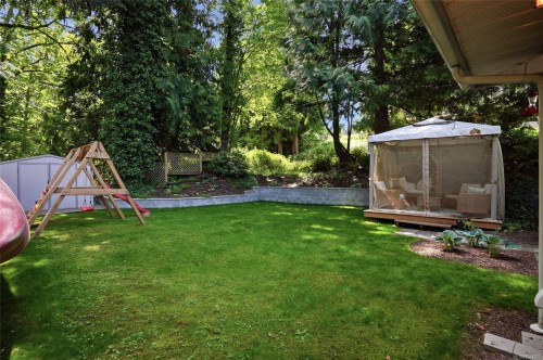 #B-184 Westwood Rd, Nanaimo, BC - Outdoor With Backyard