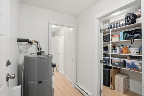 #B-184 Westwood Rd, Nanaimo, BC - Indoor Photo Showing Other Room