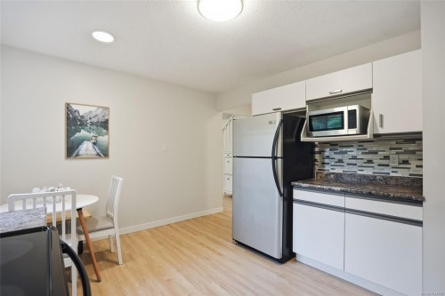 #B-184 Westwood Rd, Nanaimo, BC - Indoor