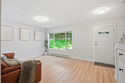 #B-184 Westwood Rd, Nanaimo, BC - Indoor Photo Showing Other Room