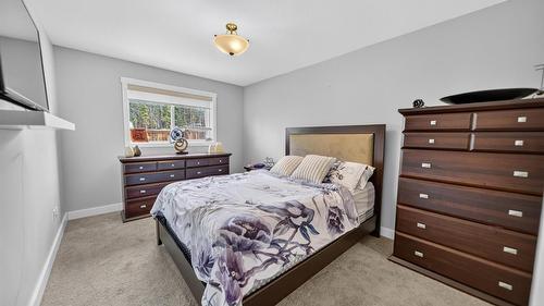 1510 21A Avenue, Cranbrook, BC - Indoor Photo Showing Bedroom