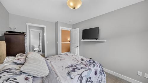 1510 21A Avenue, Cranbrook, BC - Indoor Photo Showing Bedroom