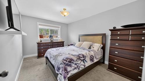 1510 21A Avenue, Cranbrook, BC - Indoor Photo Showing Bedroom