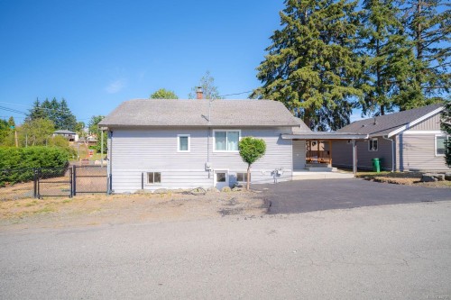15 Fourth St, Nanaimo, BC 
