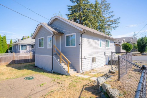 15 Fourth St, Nanaimo, BC 