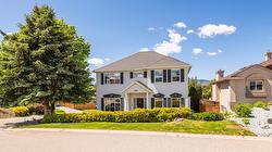 3077 Quail Crescent  Kelowna, BC V1V 2A1