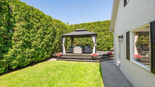 3077 Quail Crescent, Kelowna, BC - Outdoor With Deck Patio Veranda