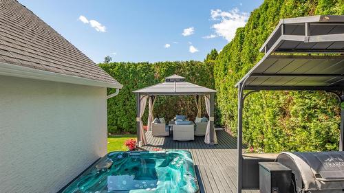 3077 Quail Crescent, Kelowna, BC - Outdoor