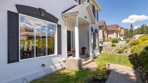 3077 Quail Crescent, Kelowna, BC - Outdoor