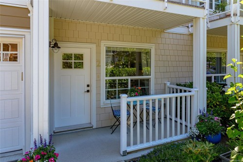 #2-1649 Lloyd Pl, View Royal, BC 