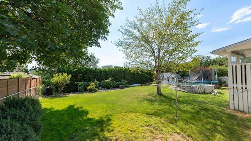 430 Perth Road, Kelowna, BC - Outdoor With Backyard