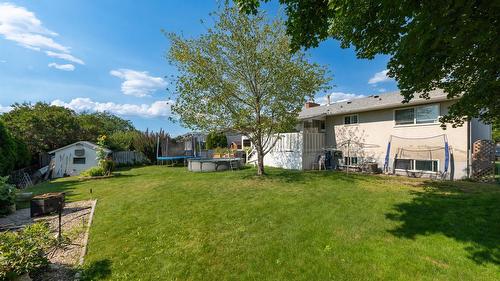 430 Perth Road, Kelowna, BC - Outdoor