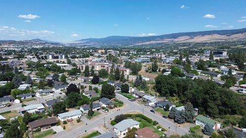 430 Perth Road, Kelowna, BC - Outdoor With View