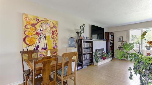 430 Perth Road, Kelowna, BC - Indoor Photo Showing Dining Room