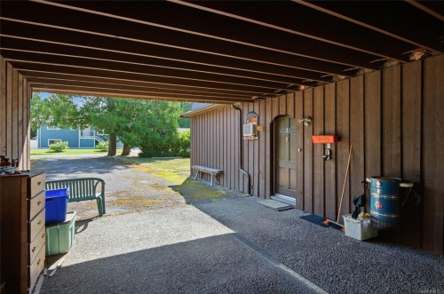 7878 Wardrop Rd, Port Alberni, BC 