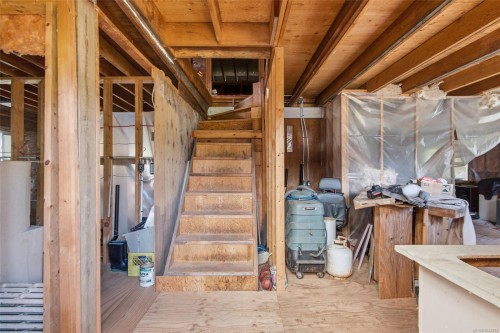 7878 Wardrop Rd, Port Alberni, BC 