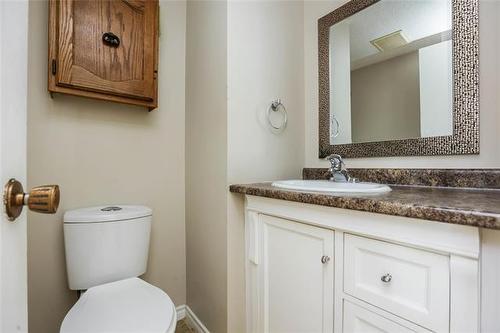 95 West Lake Cr, Winnipeg, MB - Indoor Photo Showing Bathroom