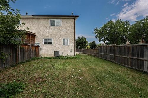 95 West Lake Cr, Winnipeg, MB - Outdoor