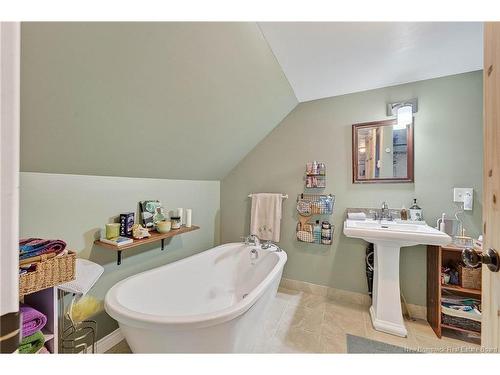 54 Church St, Saint Stephen, NB 