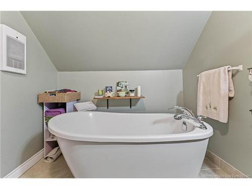 54 Church St, Saint Stephen, NB 