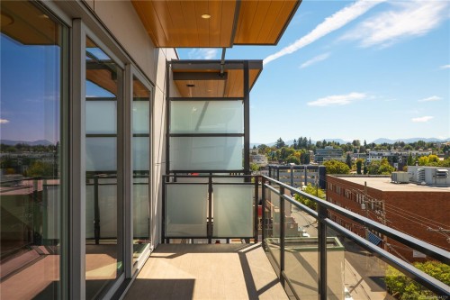 #607-91 Chapel St, Nanaimo, BC - Outdoor With Balcony With View With Exterior