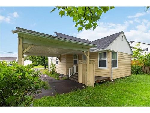 11 Derby St, Moncton, NB 