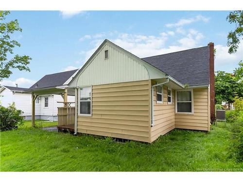 11 Derby St, Moncton, NB 