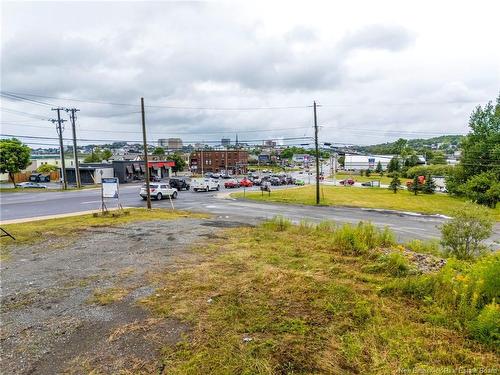 33 Loch Lomond Rd, Saint John, NB 