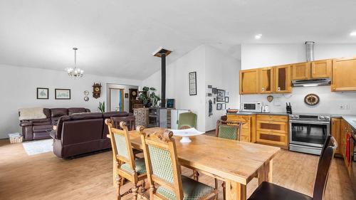 118 Baker Road, Burton, BC - Indoor