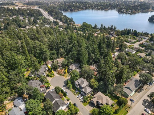 209 Shadow Ridge Pl, View Royal, BC 