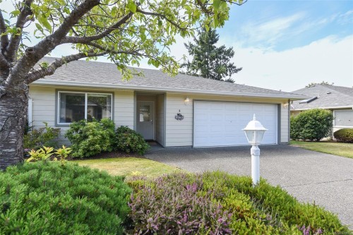 #8-417 Heather Crt, Comox, BC 