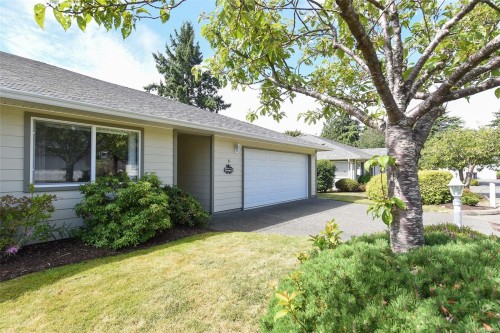 #8-417 Heather Crt, Comox, BC 