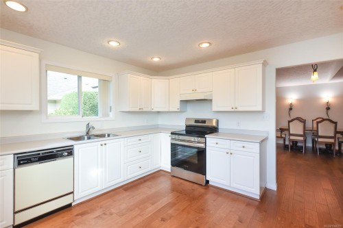 #8-417 Heather Crt, Comox, BC 