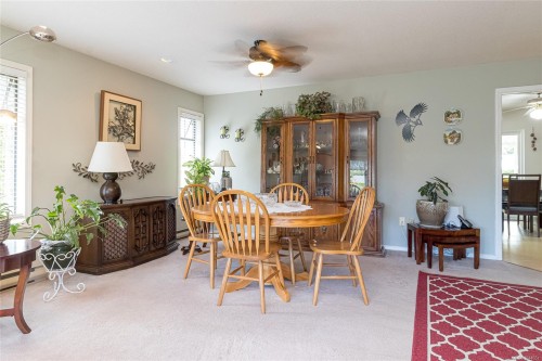 851 Breakwater Rd, French Creek, BC 