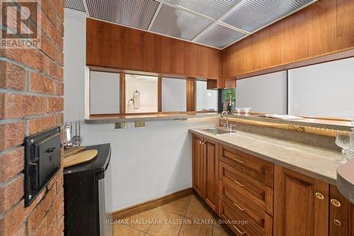 1041 Primrose Lane, Selwyn, ON - Indoor