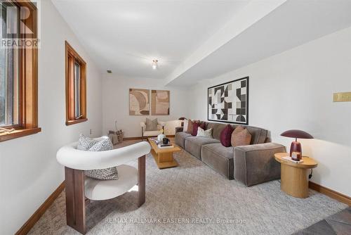 1041 Primrose Lane, Selwyn, ON - Indoor