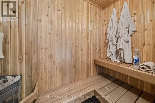 1041 Primrose Lane, Selwyn, ON - Indoor