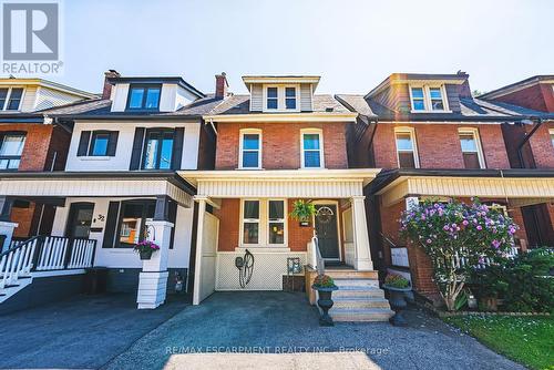30 Cumberland Avenue, Hamilton, ON - Outdoor With Facade