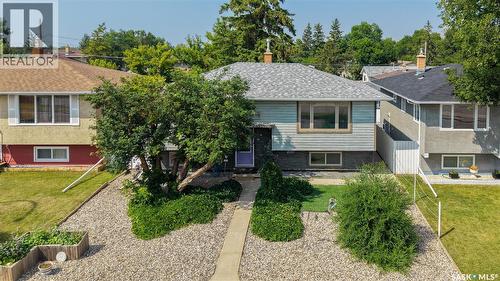 6524 Dewdney Avenue, Regina, SK - Outdoor