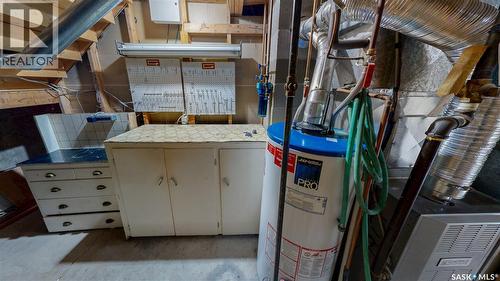6524 Dewdney Avenue, Regina, SK - Indoor