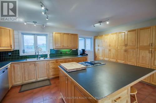 9392 Highway 33 Highway, Greater Napanee (Greater Napanee), ON - Indoor Photo Showing Kitchen