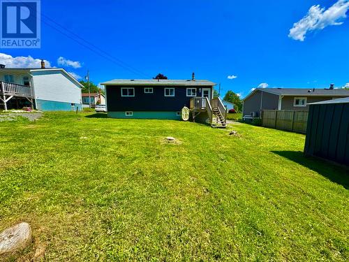 25 Second Avenue, Lewisporte, NL - Outdoor