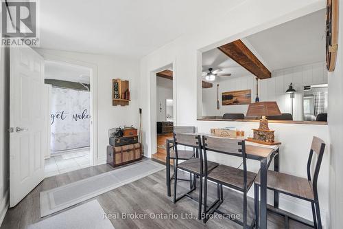 1 Janice Drive, Kawartha Lakes (Fenelon), ON - Indoor Photo Showing Dining Room