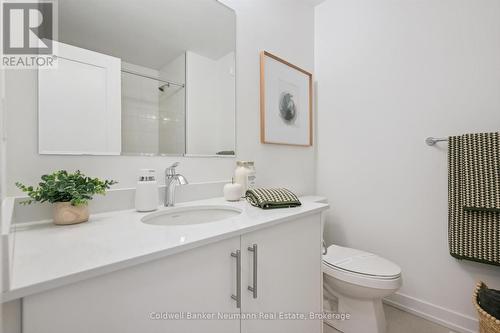 107 - 940 St David Street N, Centre Wellington (Fergus), ON - Indoor Photo Showing Bathroom