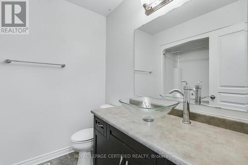 37 Wilkie Crescent, Guelph, ON - Indoor Photo Showing Bathroom